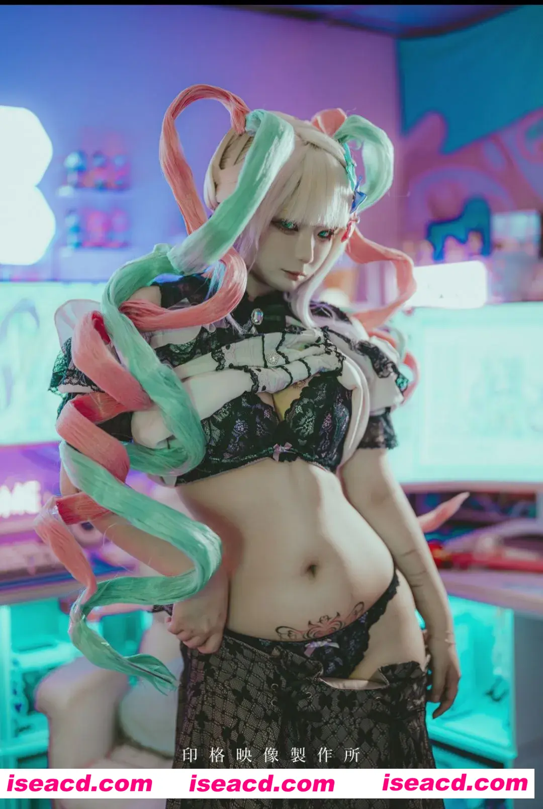 图片[3]-【COSPLAY】落落 – 升天（超天酱） [48P]【500M】-嘤嘤怪之家