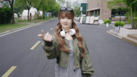 图片[2]-【互动SLG/中文/真人全动态】对不起！我把美女包围了！/Sorry! I surrounded beauty! Build.18074129 官方中文版【15G/新作/中文CV】-嘤嘤怪之家