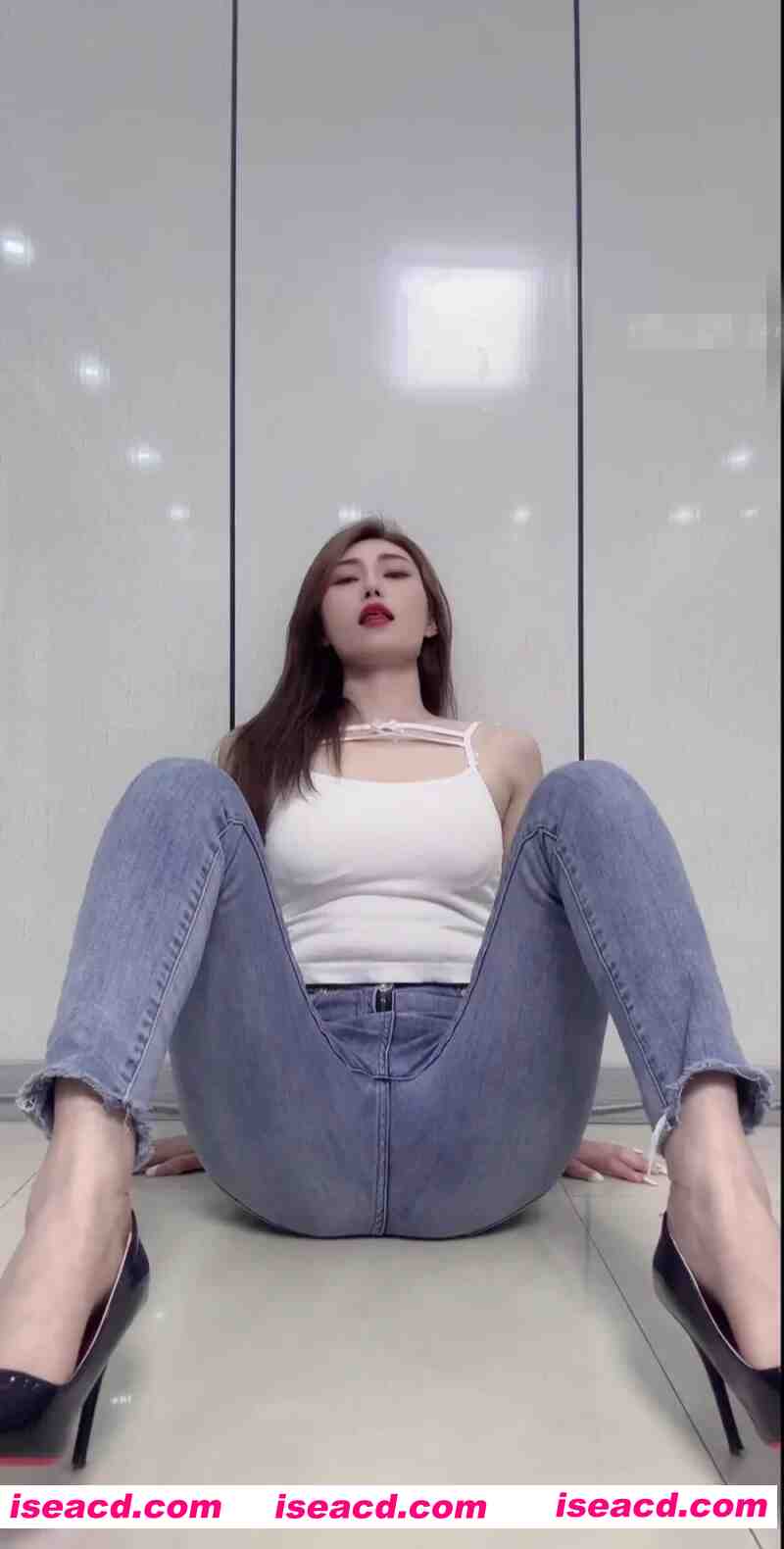 [视频/合集/步兵]  快手主播 内蒙古糖宝 私定福利 [4V] [900M]